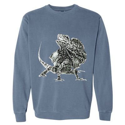 Frilled Lizard Terrarium Motif Reptiles Frilled Lizards Garment-Dyed Sweatshirt