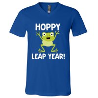 Funny Leap Year Teacher Gift Hoppy Pun February 29 Frog Cute Gift V-Neck T-Shirt