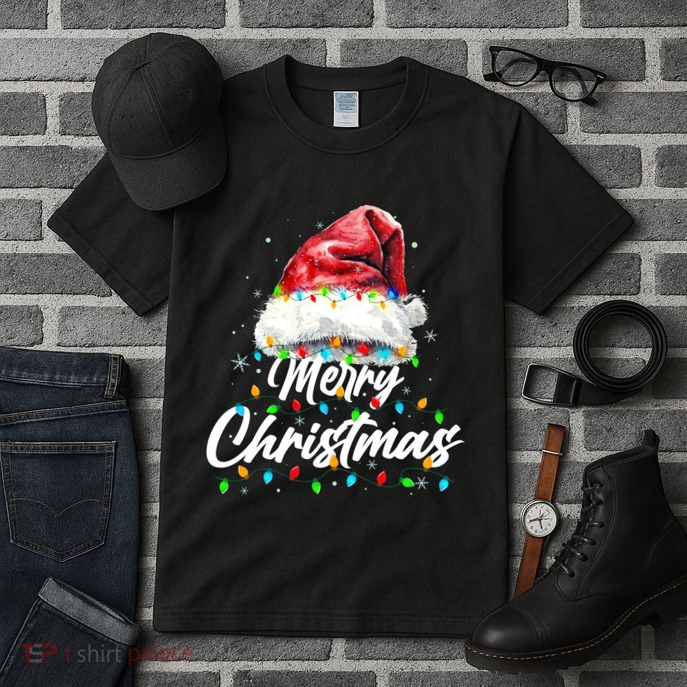 Festive Merry Christmas Santa Hat Christmas Lights Tall T-Shirt