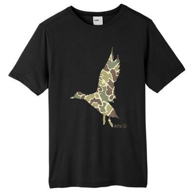 Flying Mallard Duck Camouflage Camo Duck Hunting Camo Hunter Tall Fusion ChromaSoft Performance T-Shirt