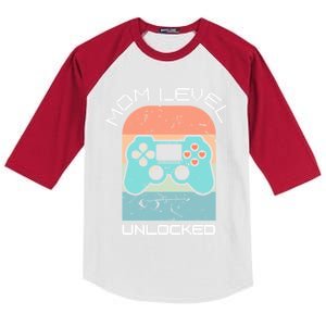 Funny Mothers Day Gamer Mom Gaming On A Mother Level Up Game Gift Kids Colorblock Raglan Jersey