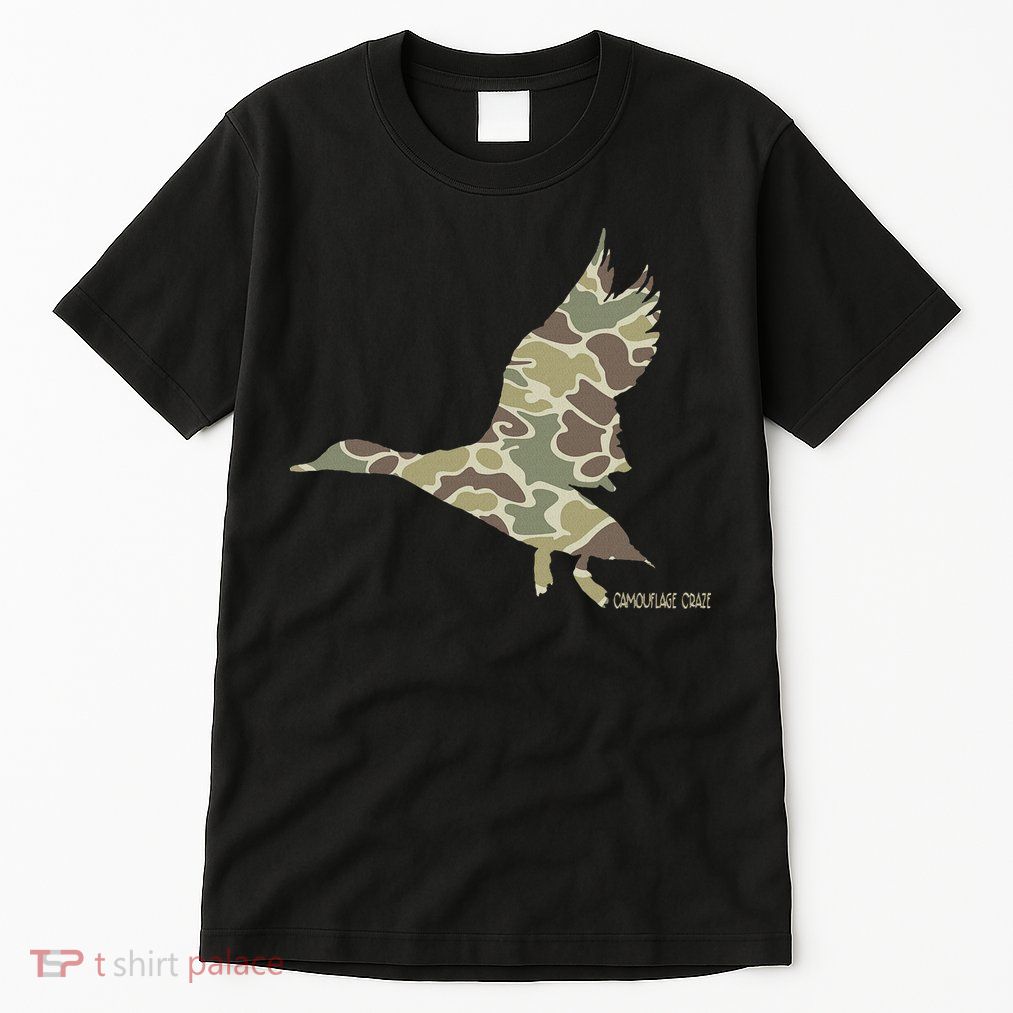 Flying Mallard Duck Camouflage Camo Duck Hunting Camo Hunter Tall T-Shirt