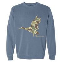Flying Mallard Duck Camouflage Camo Duck Hunting Camo Hunter Garment-Dyed Sweatshirt