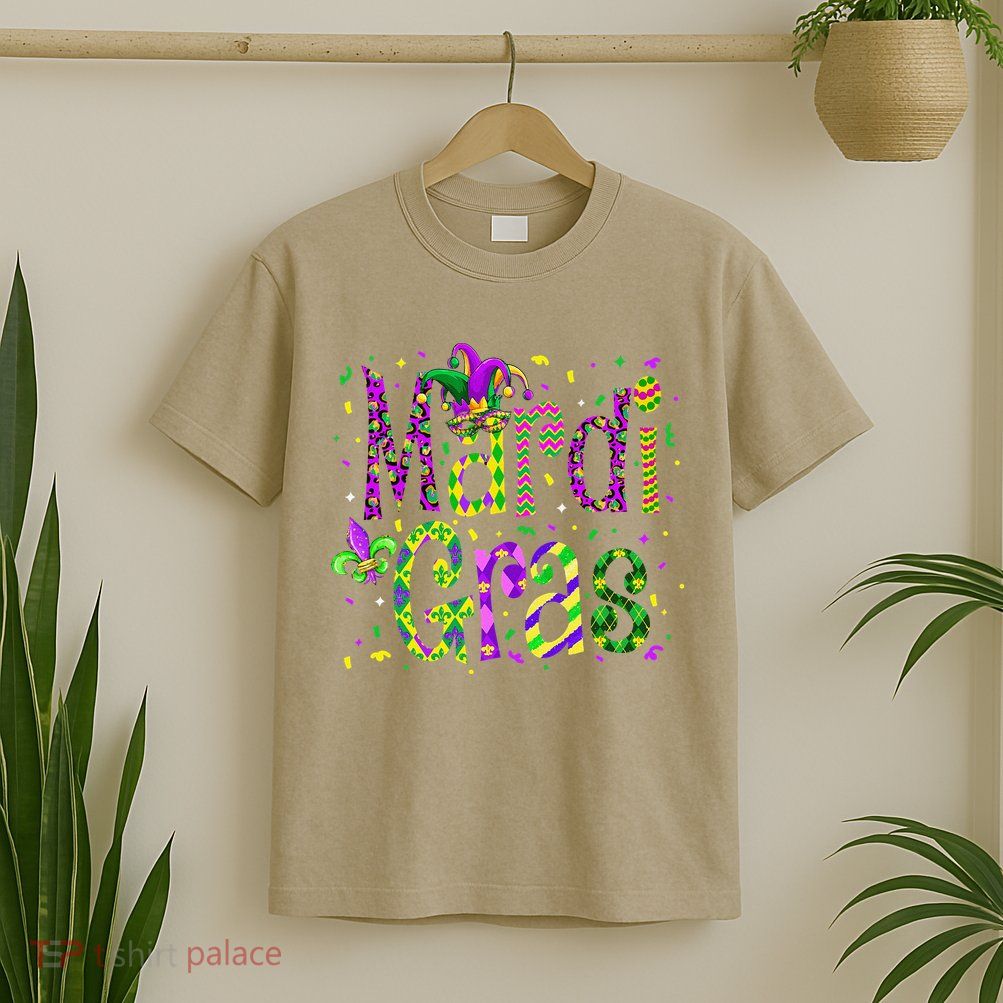 Funny Mardi Gras Parade Jester Hat T-Shirt