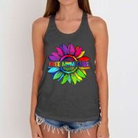 Free Mom Hugs Lgbt Pride Mom Daisy Rainbow Flower Mother Day Women's Knotted Racerback Tank