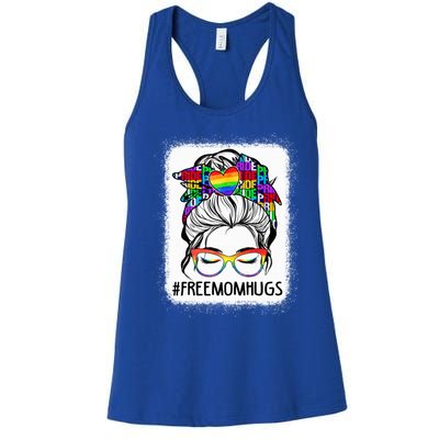 Free Mom Hugs Messy Bun Lgbt Pride Rainbow Cool Gift Women's Racerback Tank