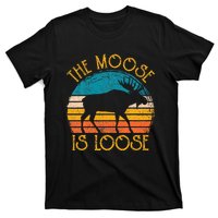 Funny Moose Is Loose Animal Apparel Cute Women Alaska T-Shirt