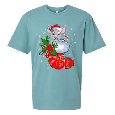 Funny Mouse In Christmas Socks Santa Mouse Xmas Gift Sueded Cloud Jersey T-Shirt