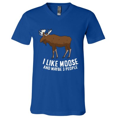 Funny Moose Love I Like Moose And Maybe 3 People Gift V-Neck T-Shirt