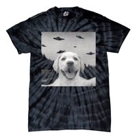 Funny Meme Labrador Selfie With Alien Ufos Funny Dog Lovers Aliens Ufo Tie-Dye T-Shirt