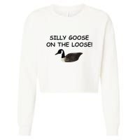 Funny Meme Silly Goose On The Loose Joke Cropped Pullover Crew