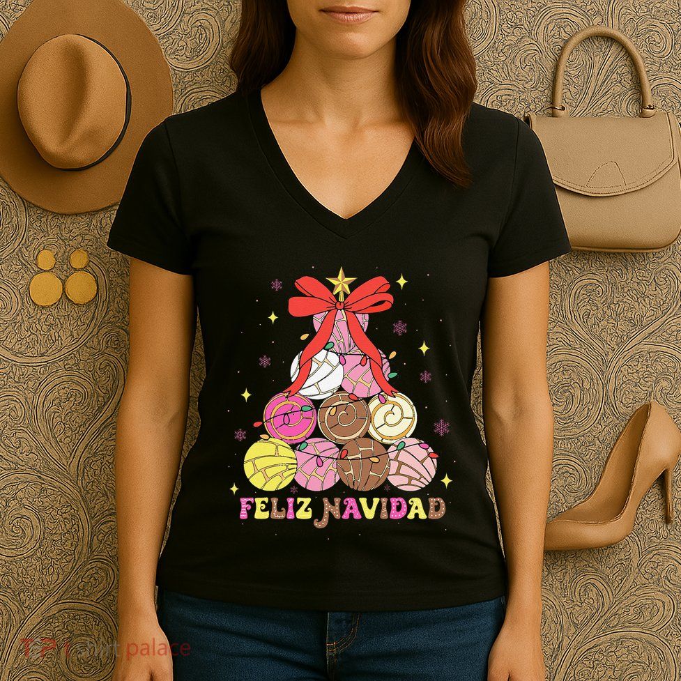 Feliz Navidad Matching Family Spanish Christmas Tree Mexican Women's V-Neck T-Shirt