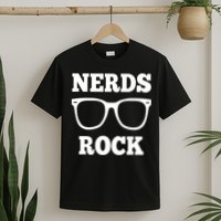 Funny Nerds Rock Gamer Geek Fun Cute Nerd T-Shirt