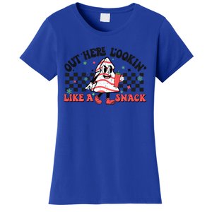 Funny Out Here Lookin Like A Snack Christmas Tree Cake Retro Meaningful Gift Women's T-Shirt