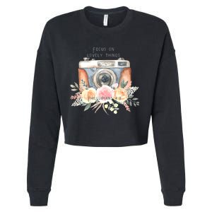 Focus On Lovely Things Cropped Pullover Crew