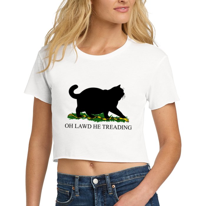 Funny Oh Lawd He Treading Meme Dont Tread On Me Crop Top