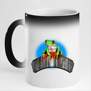 Frog On Wood Panel 11oz Black Color Changing Mug