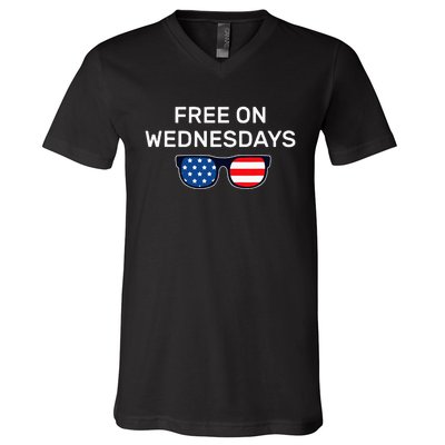 Free On Wednesdays Funny Presidential Debates V-Neck T-Shirt