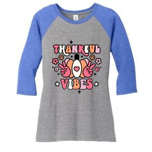 Fall Pumpkin Autumn Season Thankful Vibes Thanksgiving Day Cute Gift Women's Tri-Blend 3/4-Sleeve Raglan Shirt