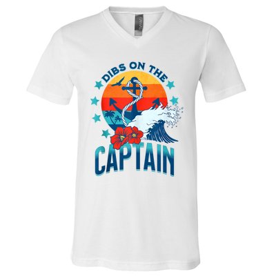 Funny Pontoon Boat Captain Dibs On The Captain V-Neck T-Shirt