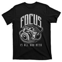 Focus Photographer Camera Gift T-Shirt