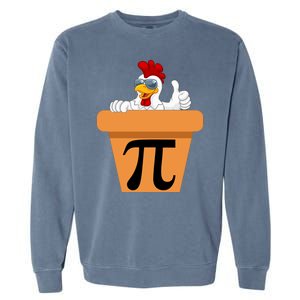 Funny Pi Day 2024 Chicken Pot Pi Day 3.14 Pi Math Day Garment-Dyed Sweatshirt