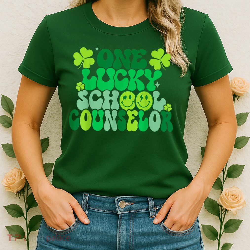 Funny Patrick's Day, Groovy Teacher One Lucky School Counselor Womens T-Shirt