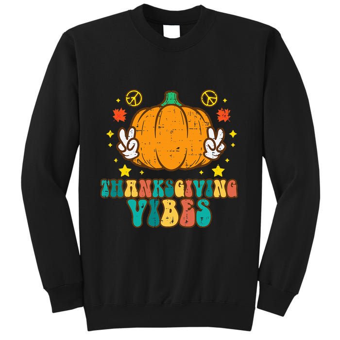 Festive Pumpkin Harvest Vibes Retro Thanksgiving Design Sweatshirt
