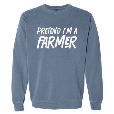 funny Pretend I'm A farmer Costume Halloween Lazy Garment-Dyed Sweatshirt