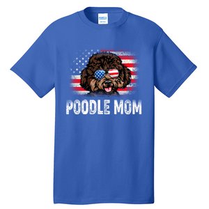 Fun Poodle Mom American Flag Mothers Day Funny Gift Tall T-Shirt