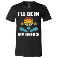 Funny Pinball Player Design Retro Gamer Pinnball V-Neck T-Shirt