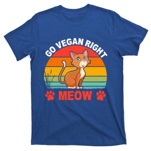 For Plant Powered Vegan Vegetarian Go Vegan Right Meow Funny Gift T-Shirt