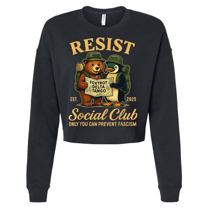 Funny Penguin Resist Penguins Protest Against Tariffs Cropped Pullover Crew