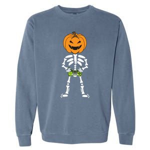 Funny Pumpkin Skeleton Video Game Player Halloween Costumes Gift Garment-Dyed Sweatshirt