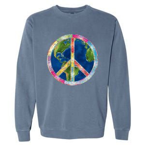 Flower Peace Sign World Peace Hippy 70's Symbol Of Peace Gift Garment-Dyed Sweatshirt