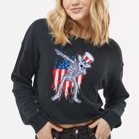 Funny Patriotic USA American Flag Dabbing Skeleton Cropped Pullover Crew
