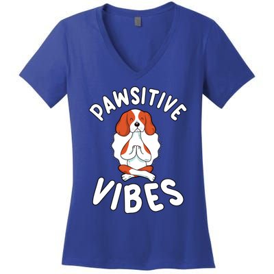 Funny Pawsitive Vibes Pun Cute Yoga Dog Beagle Lovers Cute Gift Women's V-Neck T-Shirt