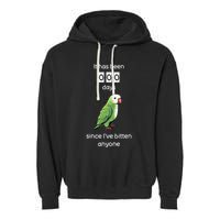 Funny Quaker Biting Quaker Parrot Joke Monk Parrot Garment-Dyed Fleece Hoodie