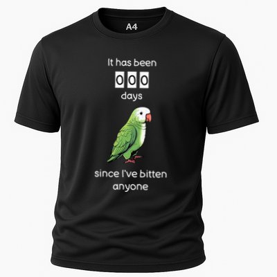 Funny Quaker Biting Quaker Parrot Joke Monk Parrot Performance Shirt