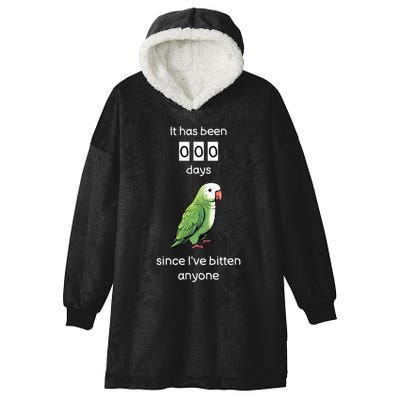 Funny Quaker Biting Quaker Parrot Joke Monk Parrot Hooded Wearable Blanket