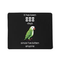 Funny Quaker Biting Quaker Parrot Joke Monk Parrot Mousepad