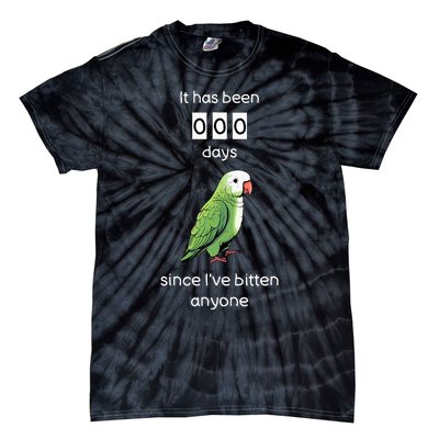 Funny Quaker Biting Quaker Parrot Joke Monk Parrot Tie-Dye T-Shirt