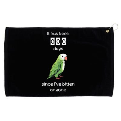 Funny Quaker Biting Quaker Parrot Joke Monk Parrot Grommeted Golf Towel