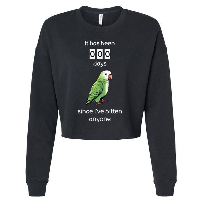 Funny Quaker Biting Quaker Parrot Joke Monk Parrot Cropped Pullover Crew