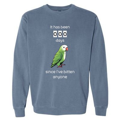 Funny Quaker Biting Quaker Parrot Joke Monk Parrot Garment-Dyed Sweatshirt