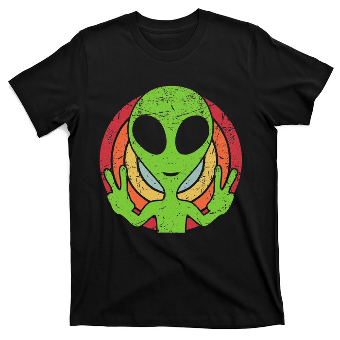 Funny Retro 80S Style Vintage Ufo Lover Alien Space T-Shirt