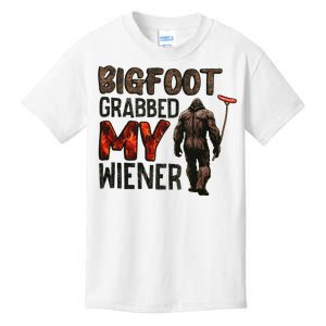 Funny Retro Bigfoot Bigfoot Grabbed My Wiener Kids T-Shirt