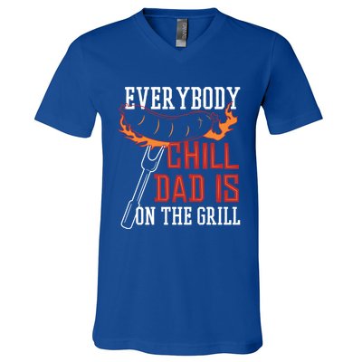 Funny Retro Bbq Party Grill Smoker Chef Dad Everybody Chill Gift V-Neck T-Shirt