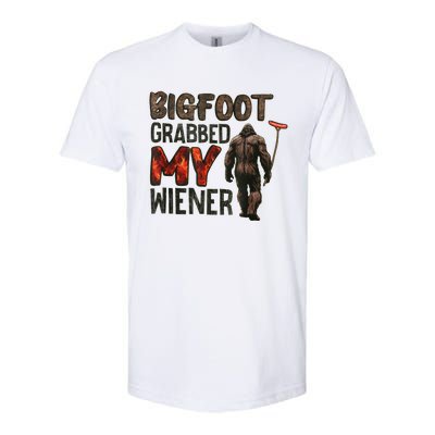 Funny Retro Bigfoot Bigfoot Grabbed My Wiener Softstyle® CVC T-Shirt