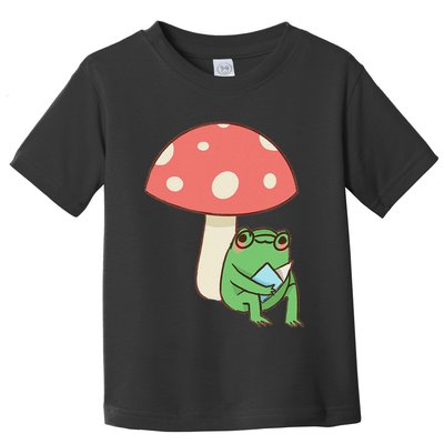 Frog Reading Book Mushroom Lover Gift Cottagecore Aesthetic Toddler T-Shirt